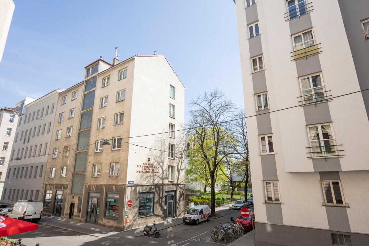 Luxury Suites Liechtenstein Vienna Exterior photo