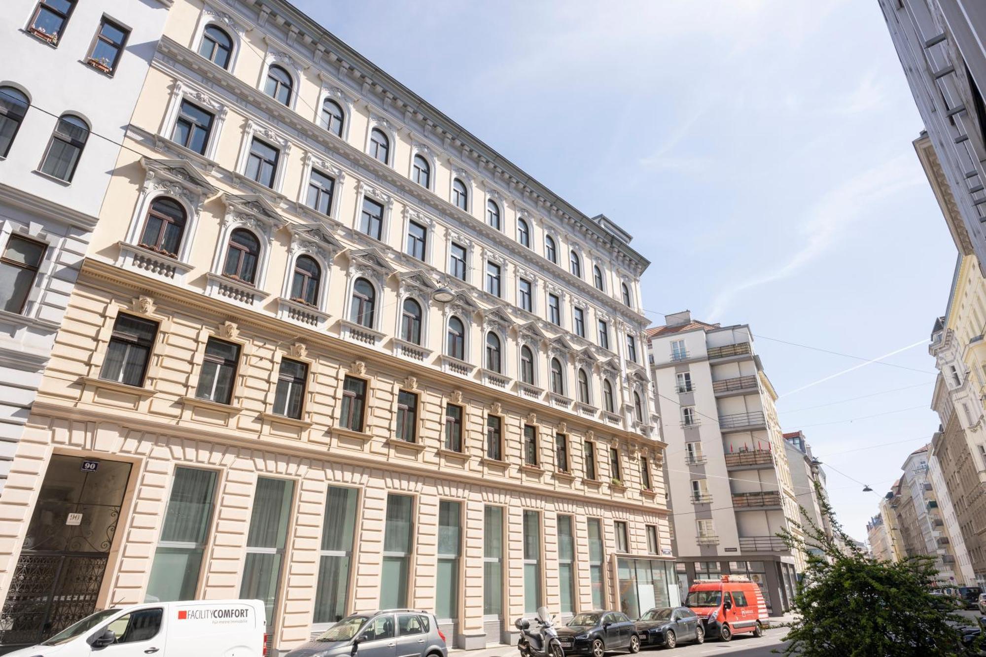 Luxury Suites Liechtenstein Vienna Exterior photo