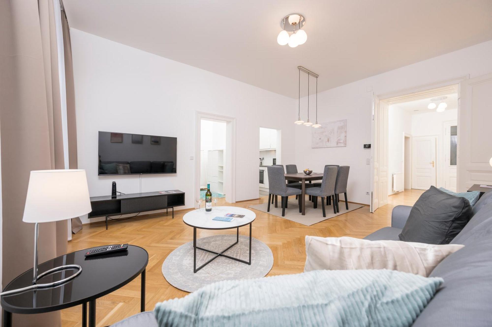 Luxury Suites Liechtenstein Vienna Exterior photo