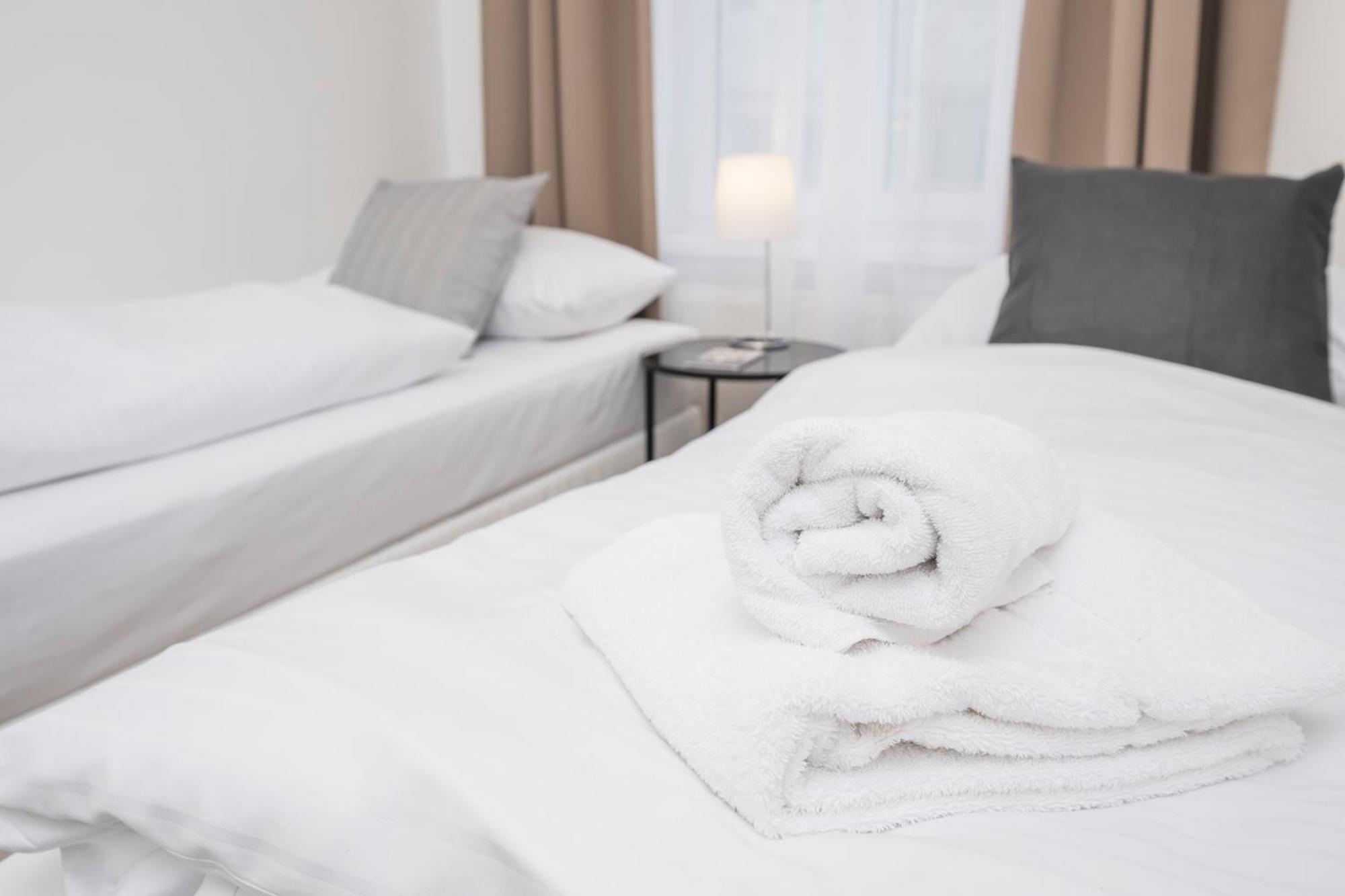 Luxury Suites Liechtenstein Vienna Exterior photo